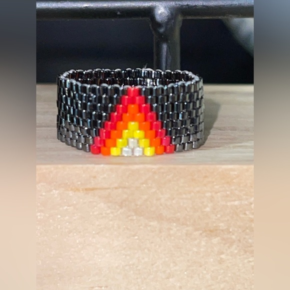 Makers Market 918 Jewelry - Beaded Black Ring with Rainbow Design